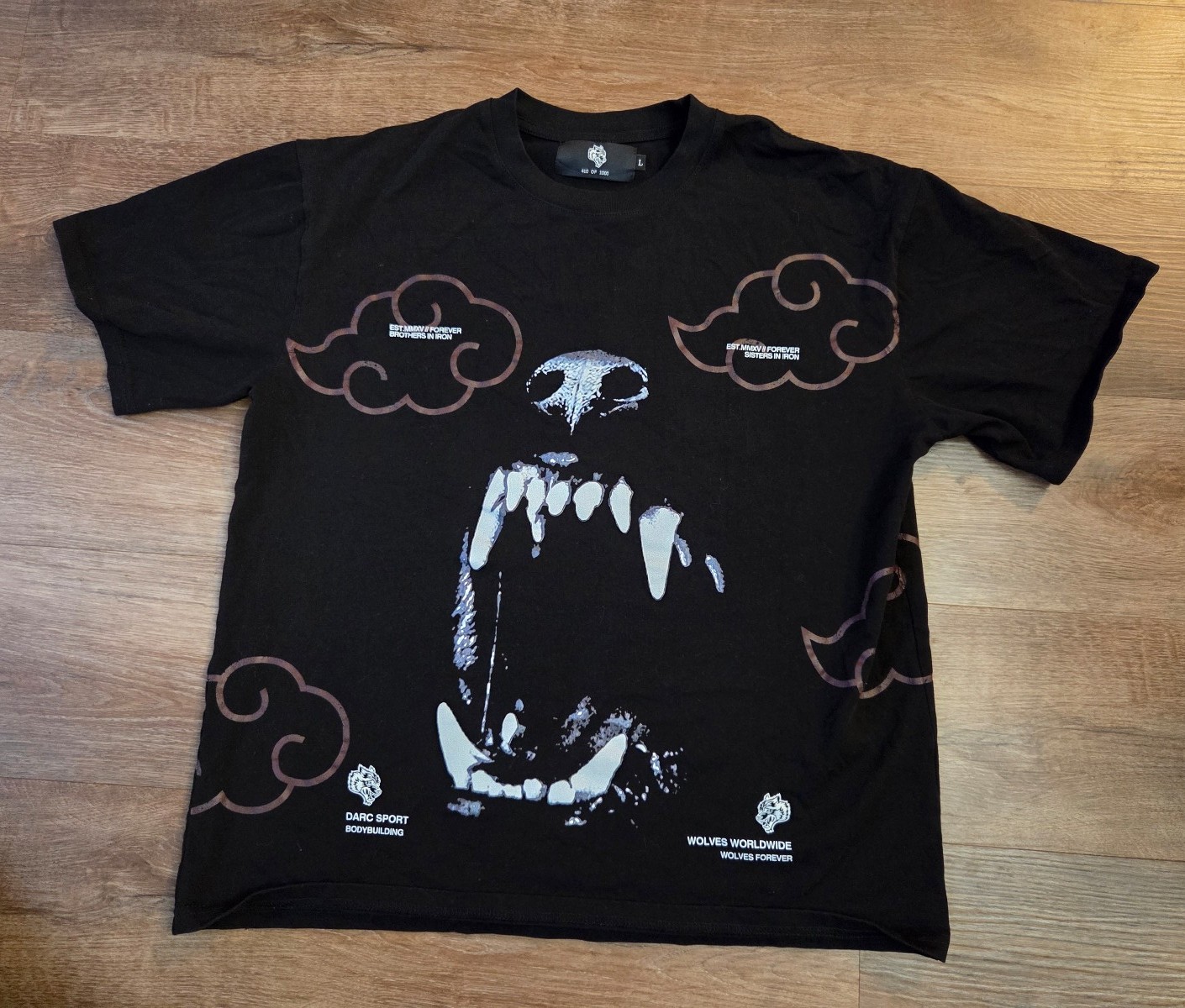 Darc Sport Blood Clouds Wolves Mens T-Shirt size Large