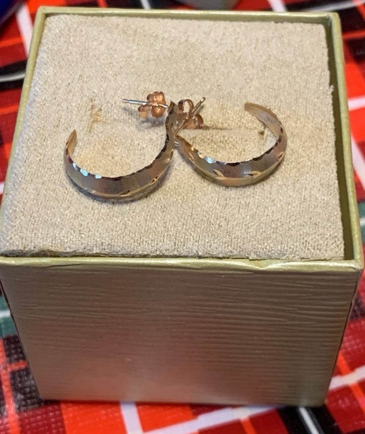 Tri color gold earrings