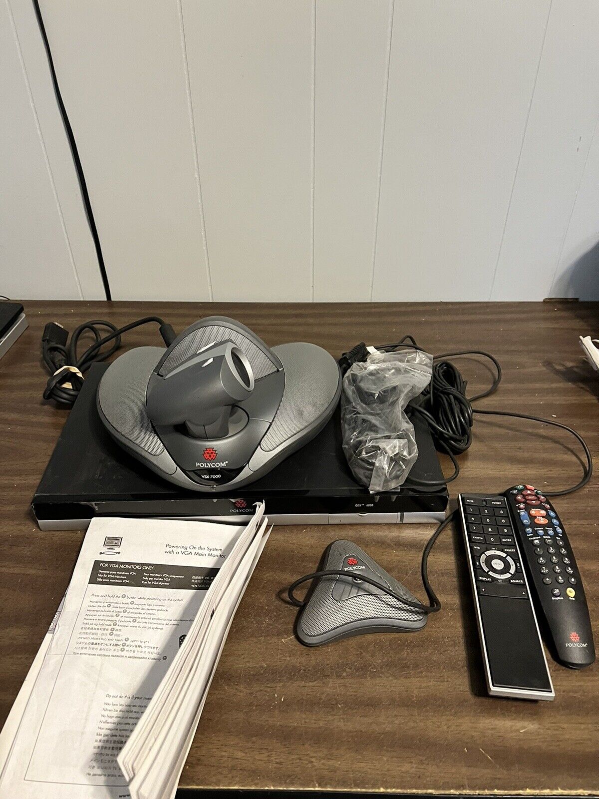 POLYCOM QDX 6000 VIDEO CONFERENCE WITH VSX 7000 & Microphone