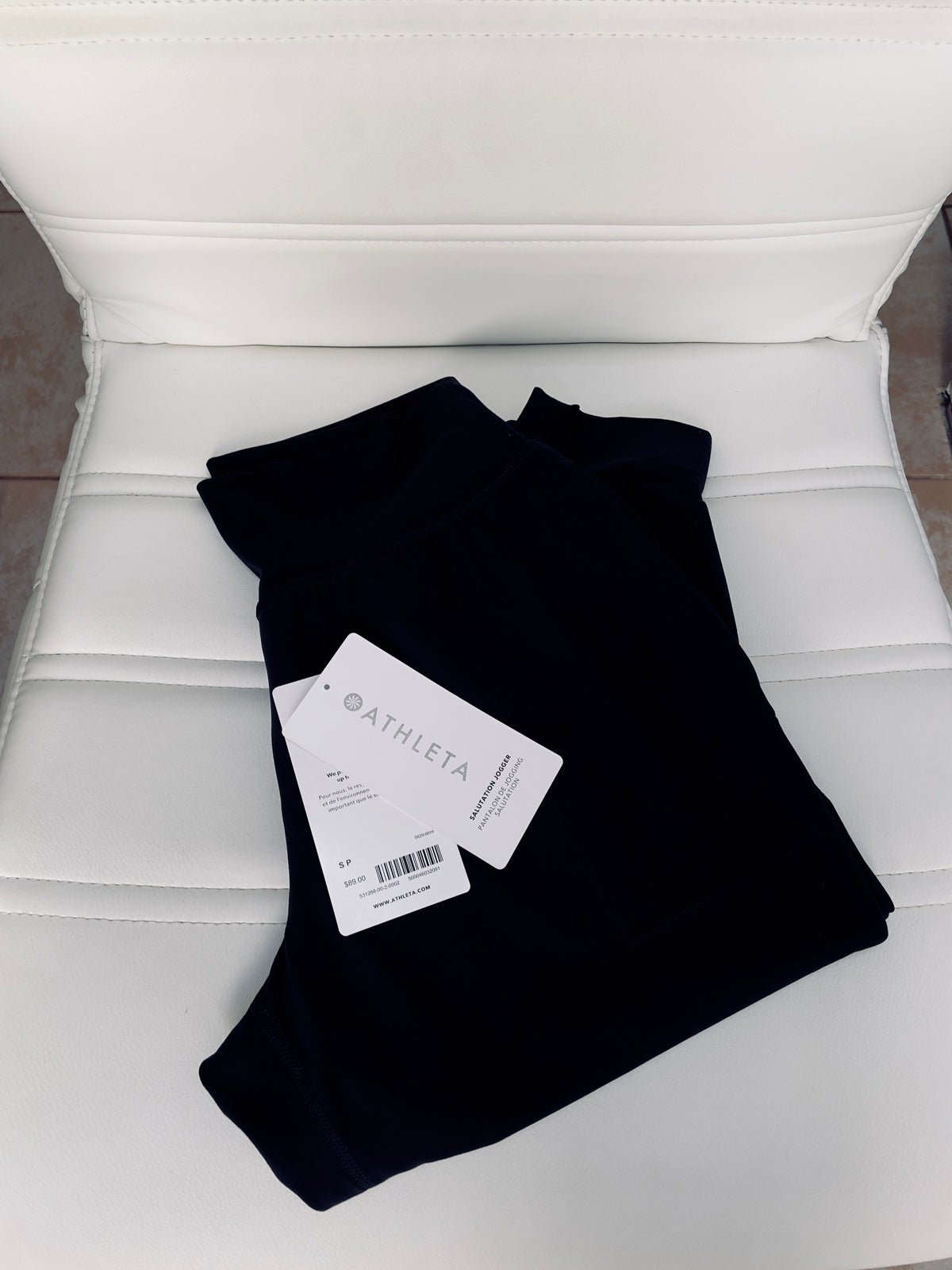 *BNWT* Athleta Salutation Jogger