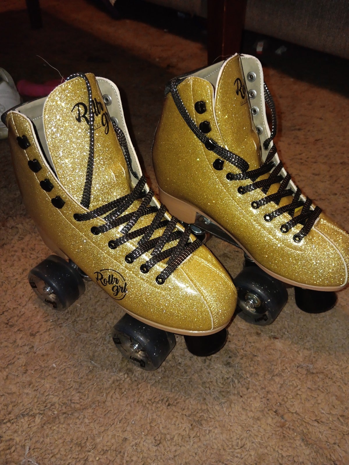 Skates