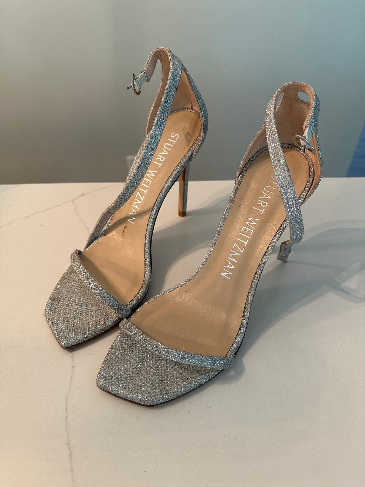 Stuart Weitzman Nudistcurve Heels 8.5 Silver Sparkle