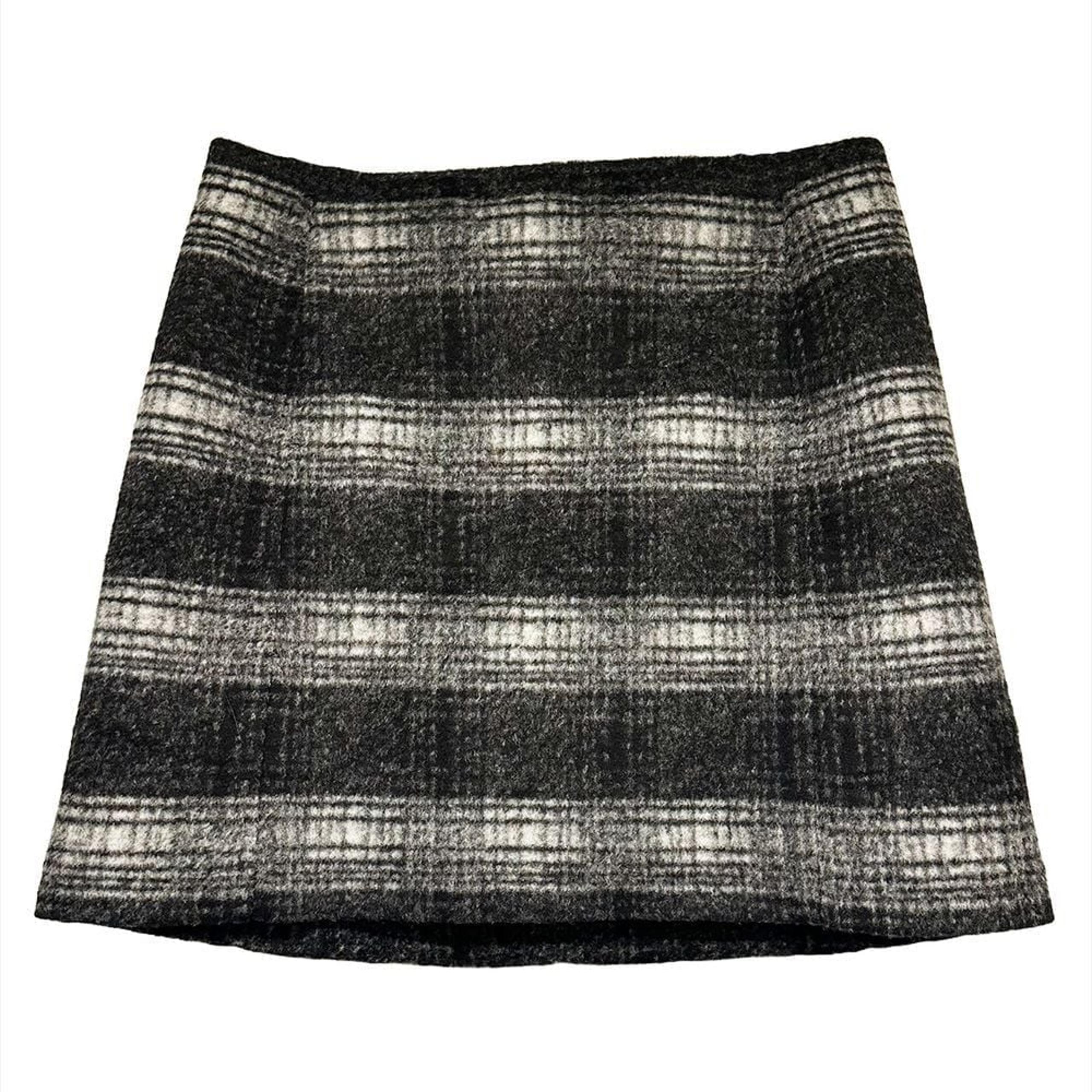 UNIQLO Plaid Wool Blend A-line Skirt - Large - black & white plaid - pockets!