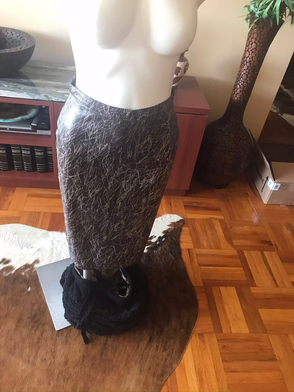 NWT Calvin Klein pencil Skirt100%Leather