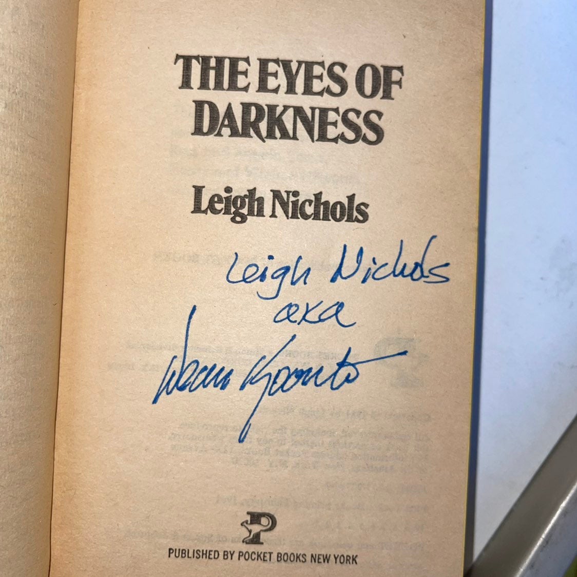 THE EYES OF DARNESS SIGNED LEIGH NICHOLS AKA DEAN KOONTZ 1ST/1ST