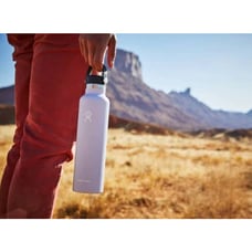 Hydro Flask 24 ounce Standard Mouth Vacuum Water Bottle with Flex Cap