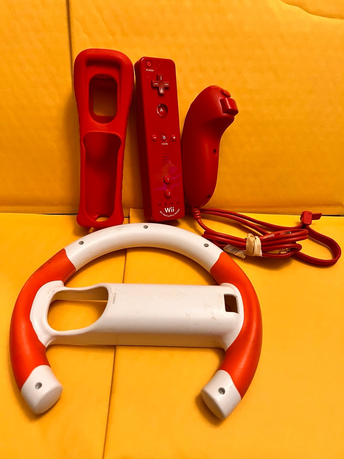 Nintendo Wii Motion Plus Pink Controller OEM with Red Cover and red Nunchuck/