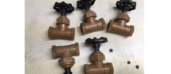 1/2 Inch Water Valves plastic valves Box Lot quanity 5 units 1/2 Inch Water Valves plastic valves Box Lot quanity 5 units