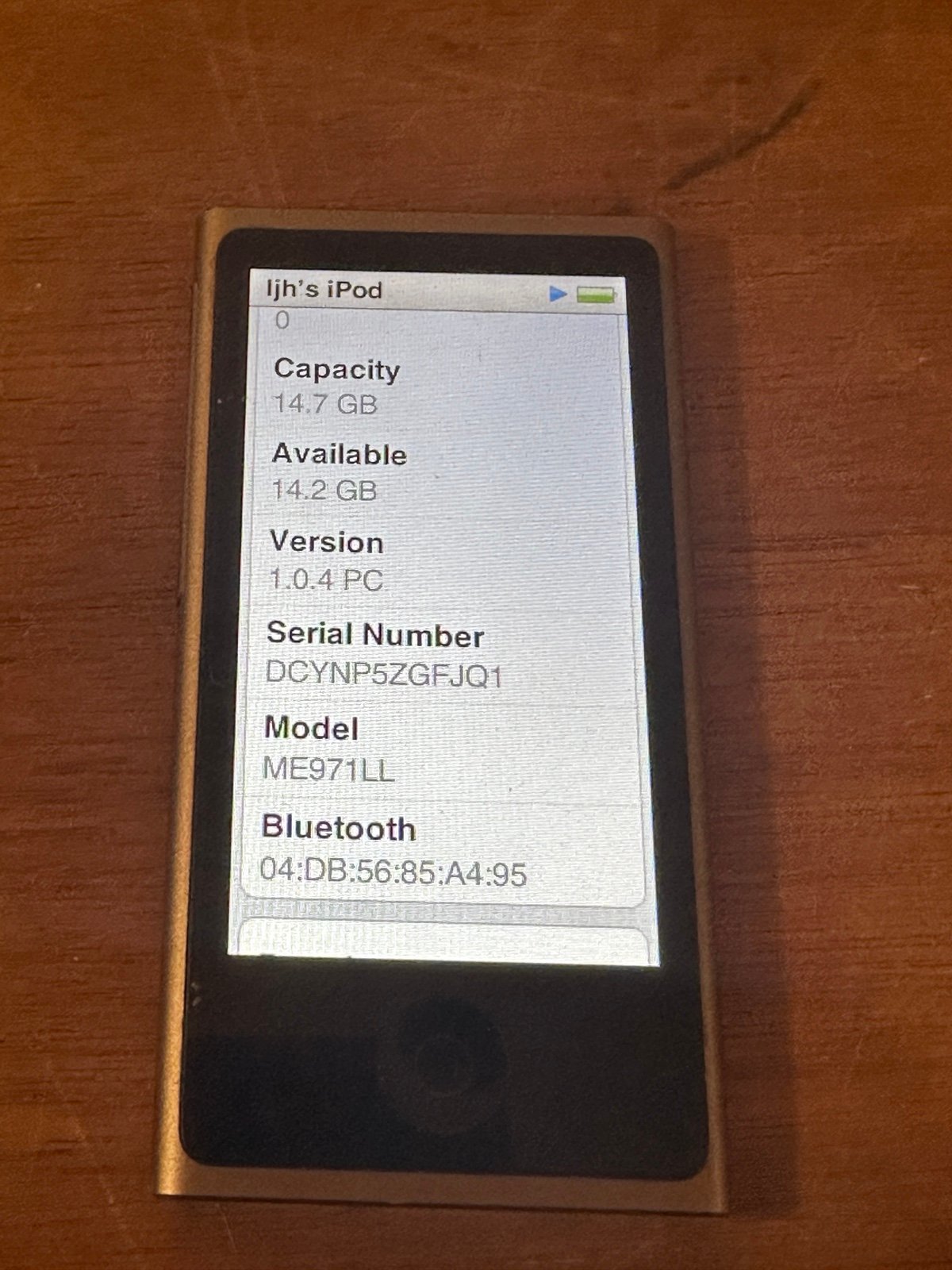 NEW Apple iPod nano 7th Generation Space Gray (16GB)/FREE