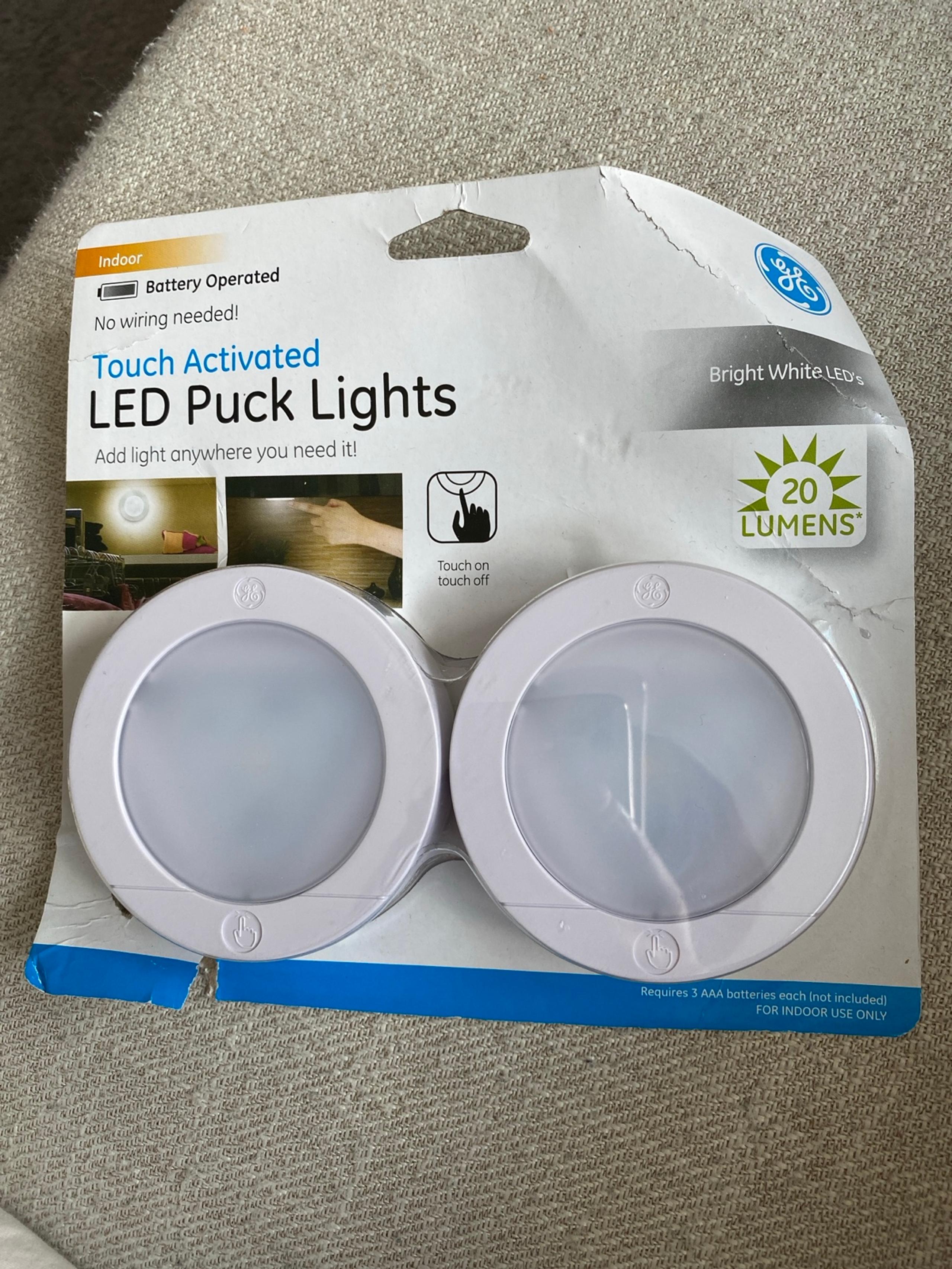 LED puck lights
