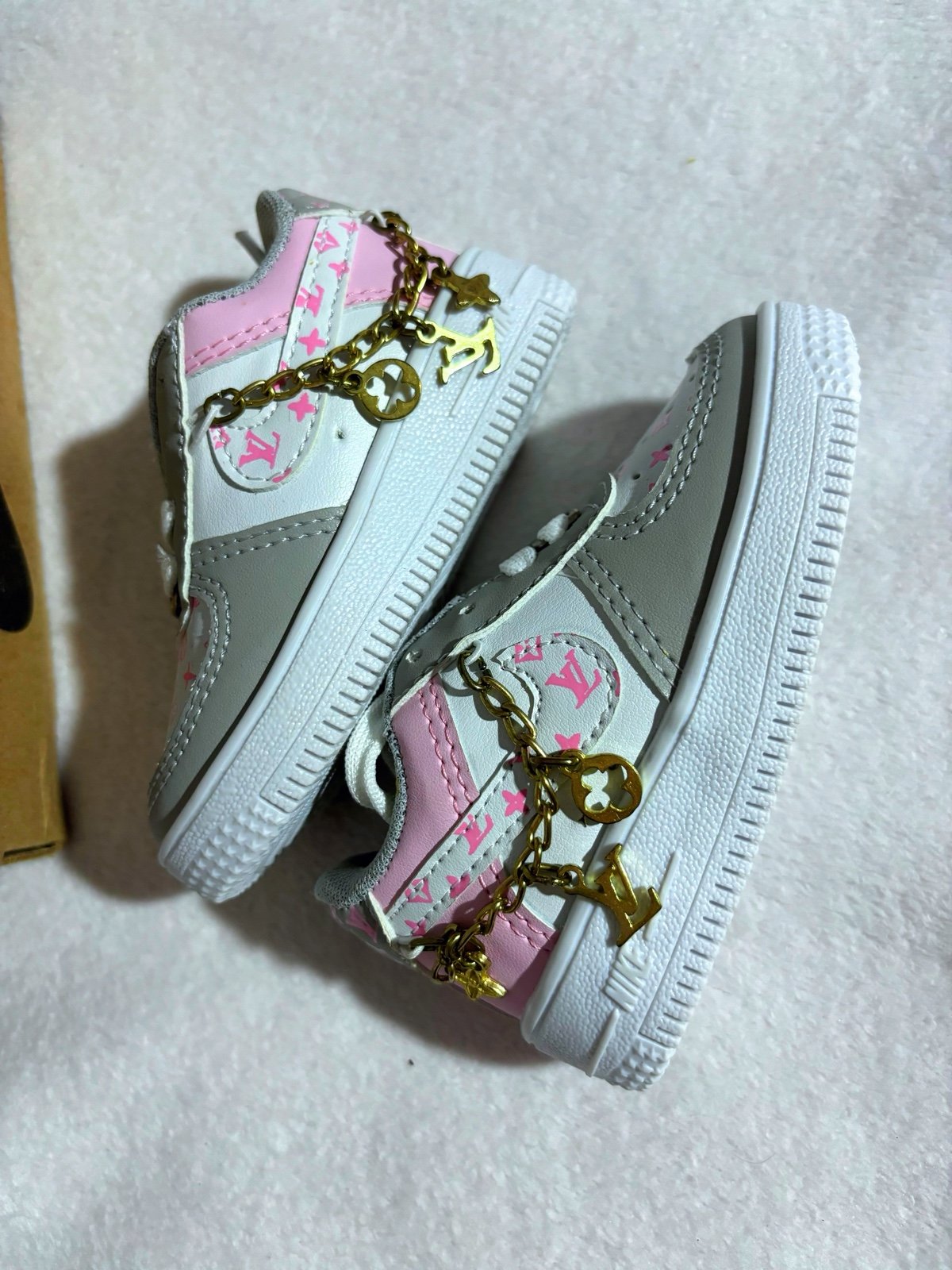 ✨ NWT NIKE AIR FORCE 1 PINK LV MONOGRAM TODDLER SZ 5 ✨