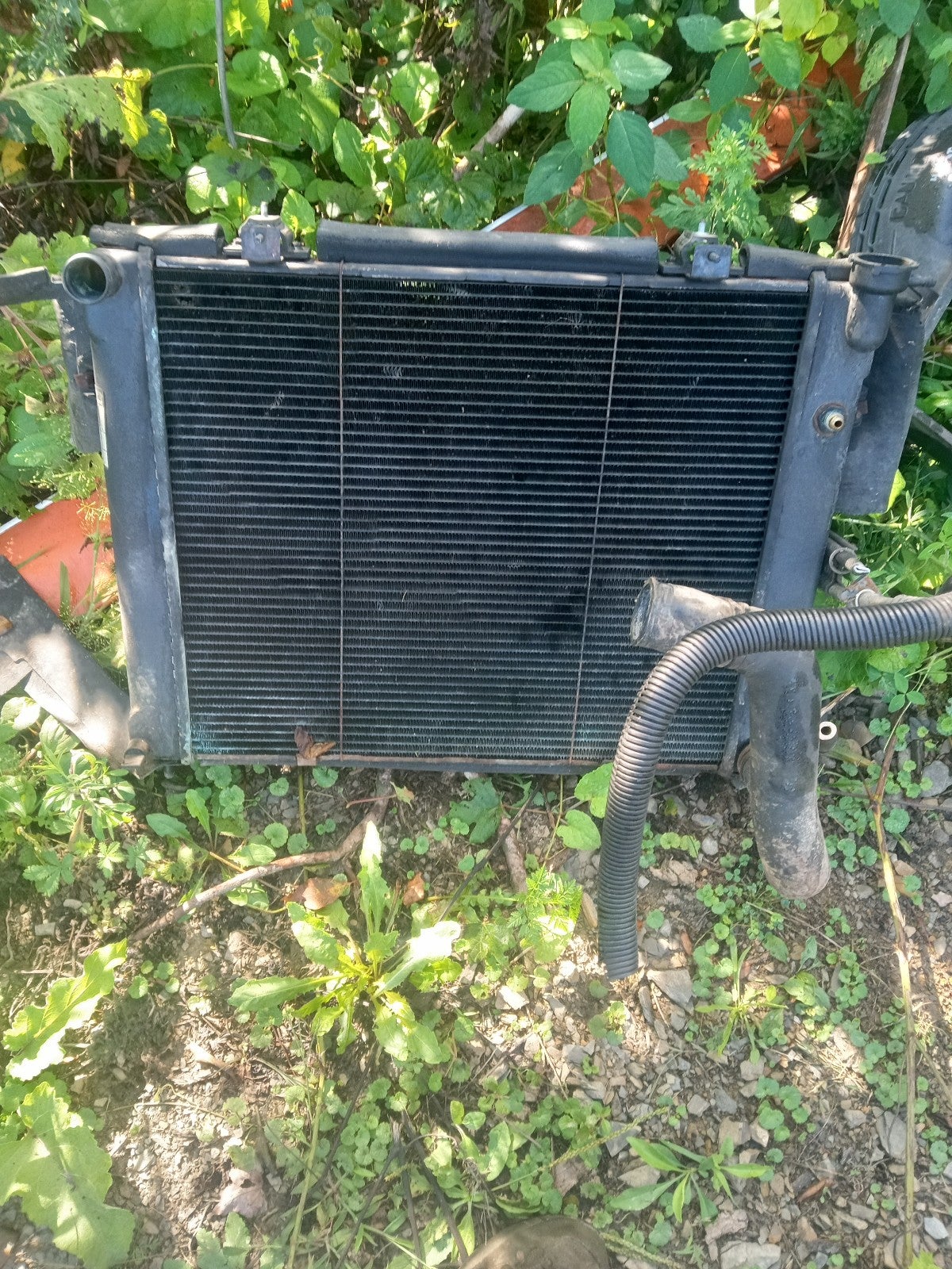 Radiator jeep. 5,2 number is 304 431 0306
