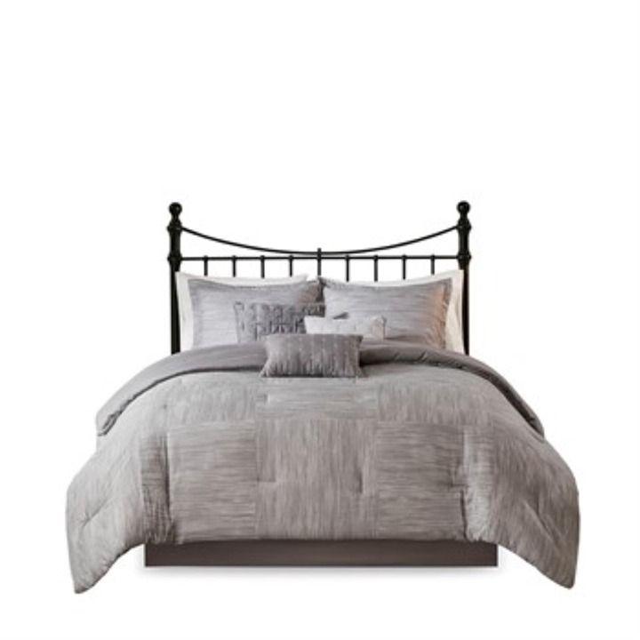 Madison Park Queen 4 Piece Printed Seersucker Comforter Set With Grey MP10-6290