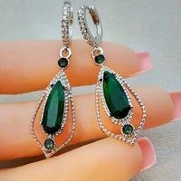 The Emerald Empire 925 Silver Emerald drop Earrings