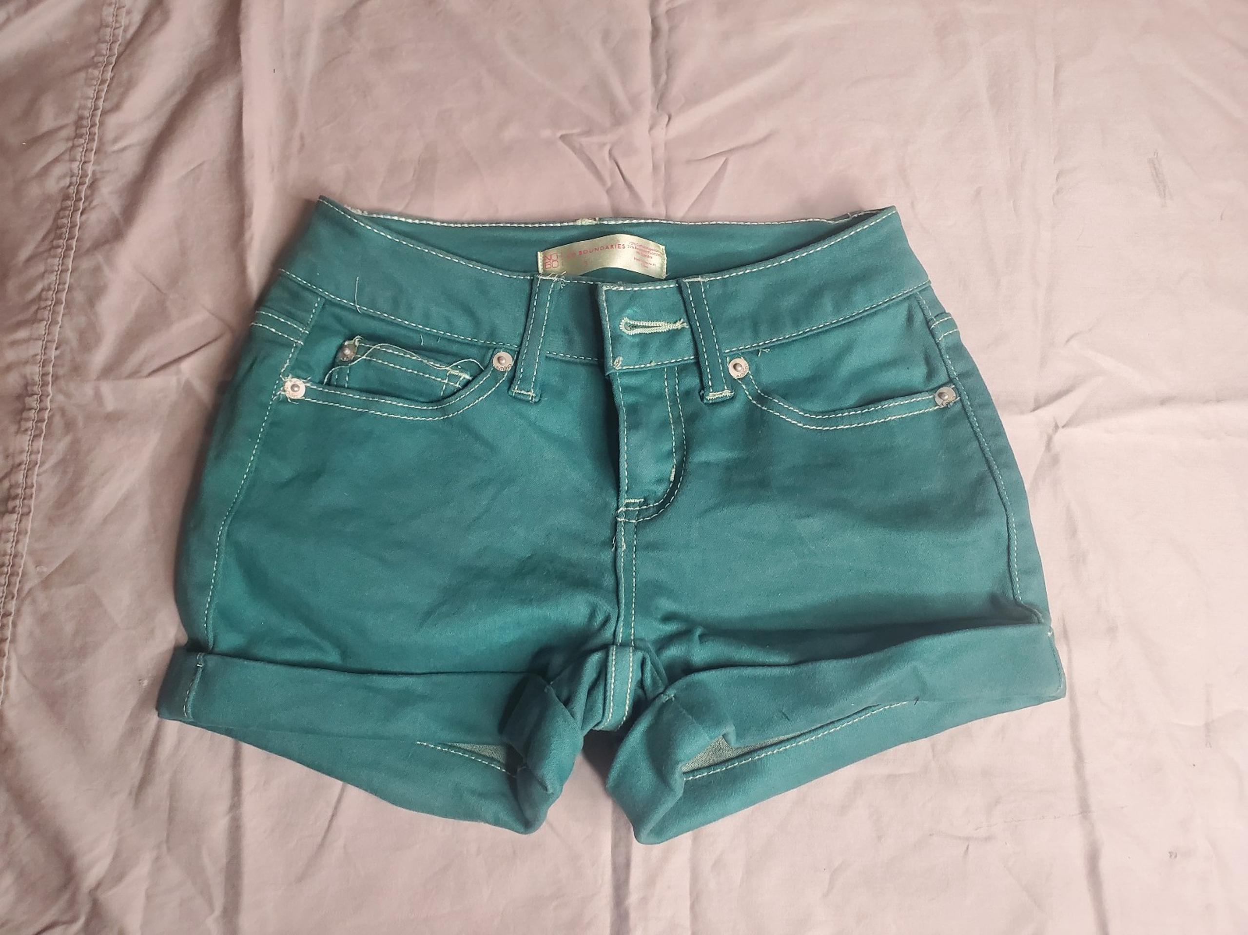 No Boundaries mid rise green dyed shorts