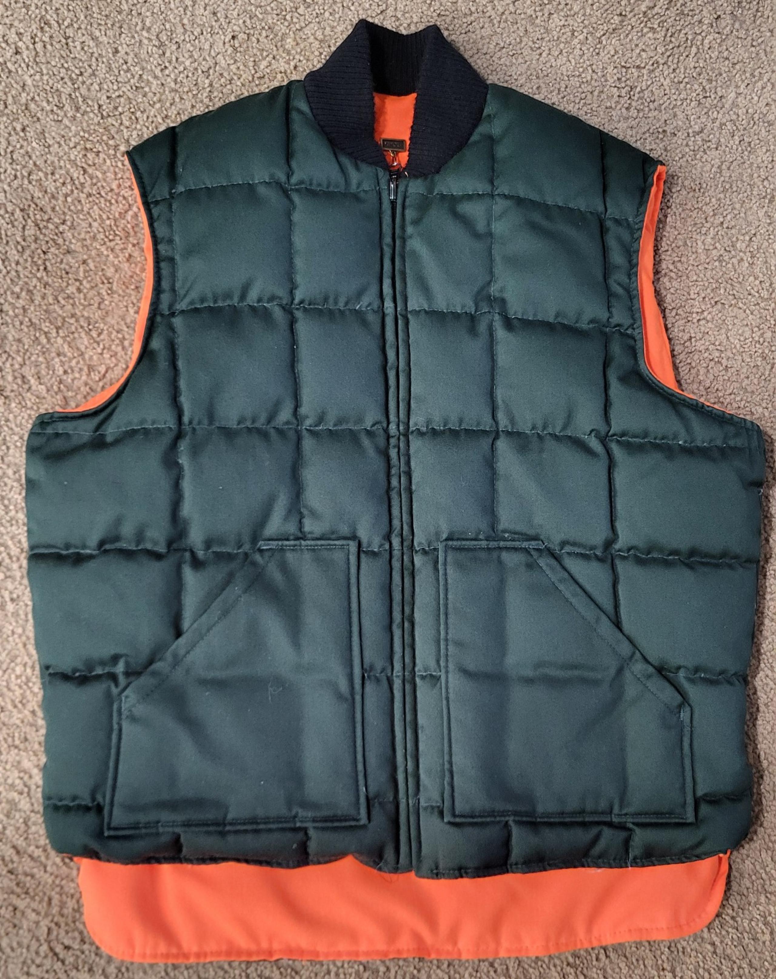 Vintage Walls reversible vest Mens size Large