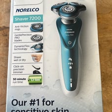 Philips Norelco 7200 Men's Shaver Precision Cutting Cordless Rechargeable