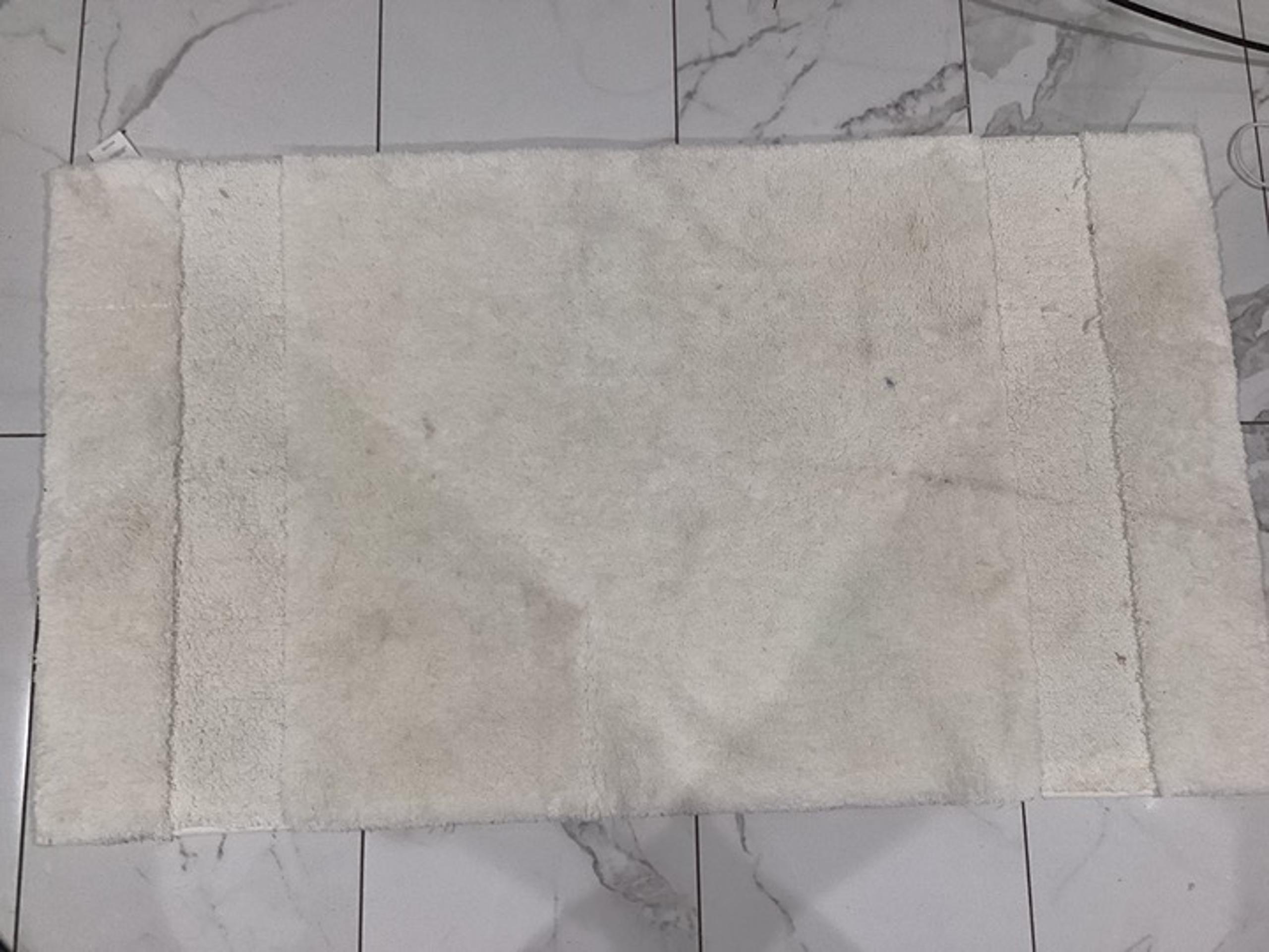 Martha Stewart Collection White Bath Rug 44” x 25”