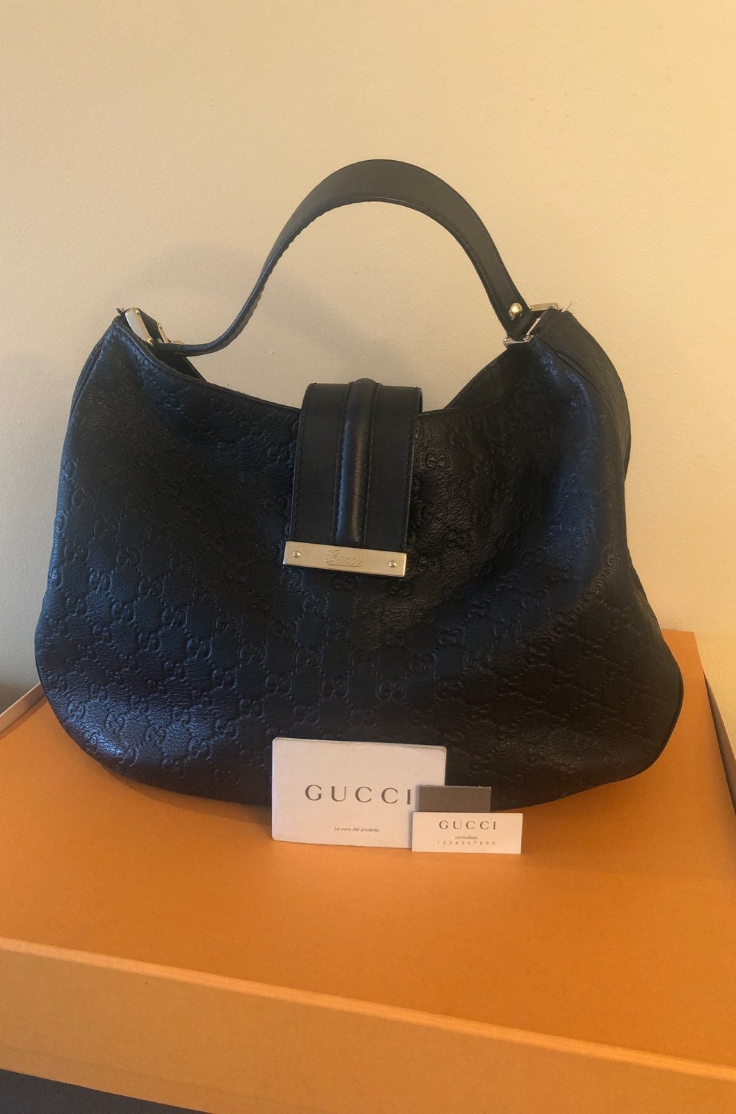 Authentic Gucci large shoulder bag