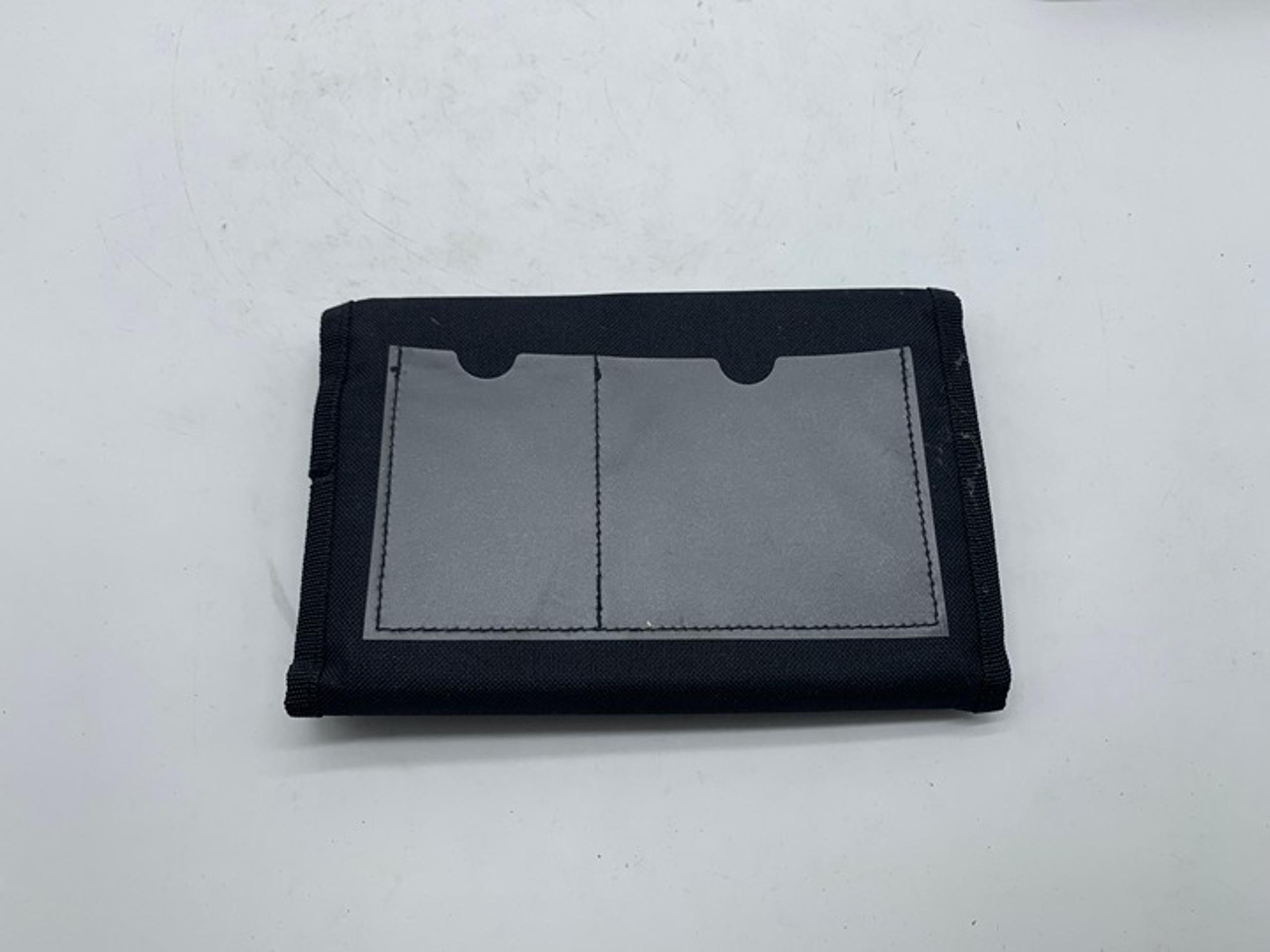 2015 Ford Focus Owners Manual Set with Case OEM AA02B44032