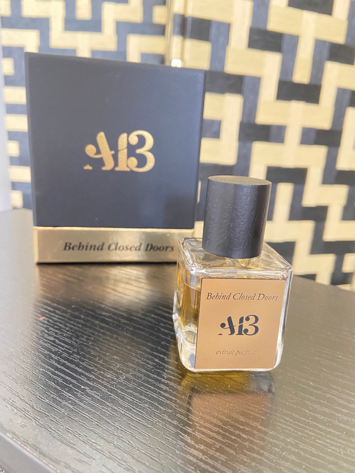 Behind Closed Doors A13 Extrait de Parfum