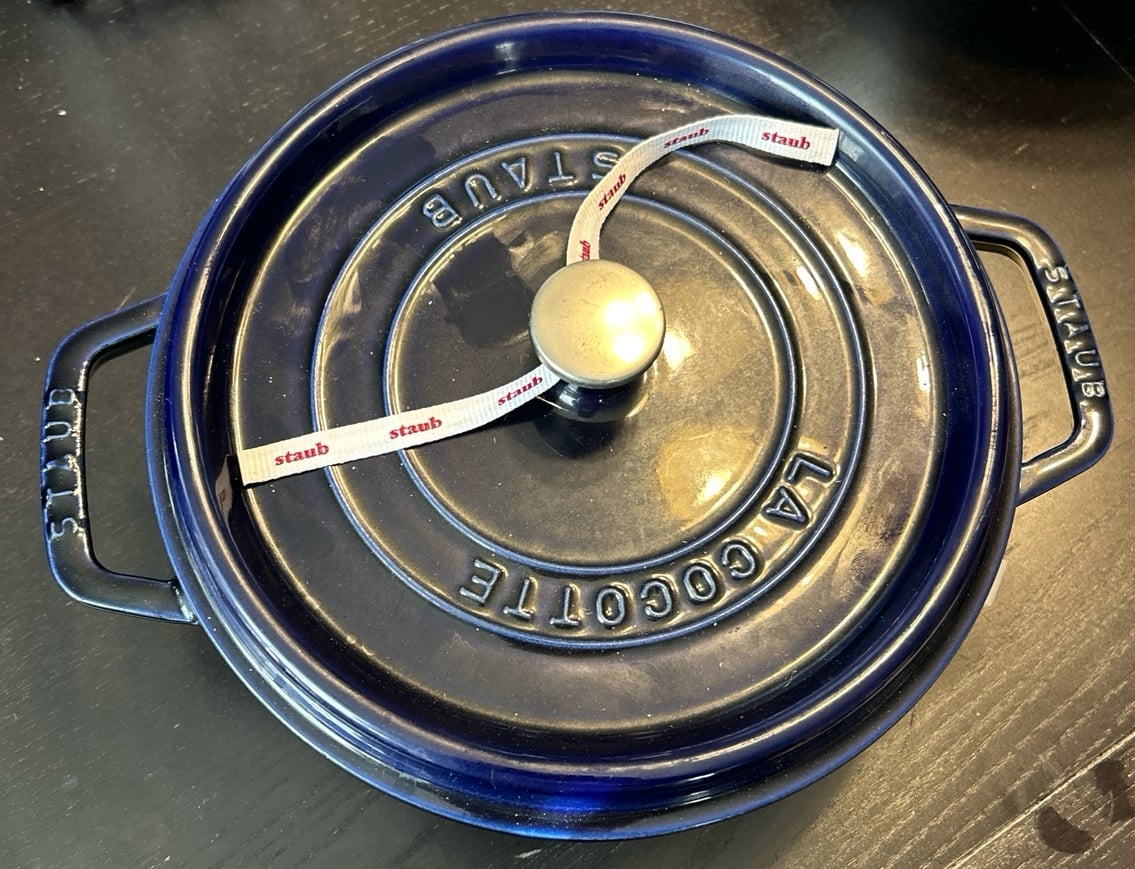 Staub Cocotte wide round Dutch oven