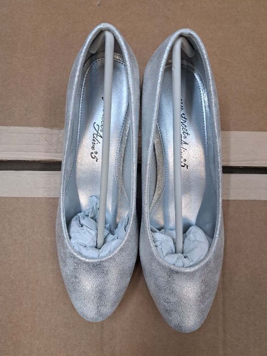 HeelsEasy Street Womens Ballari Stiletto Heel Pumps - SILVER 8 WIDE