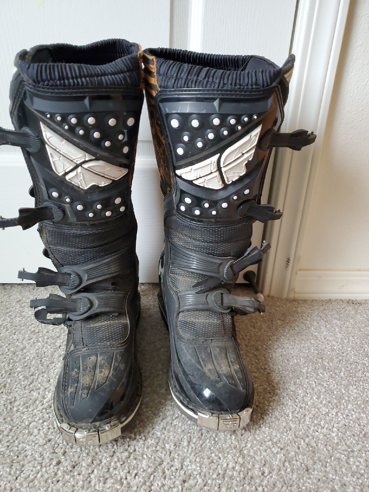 Racing boots