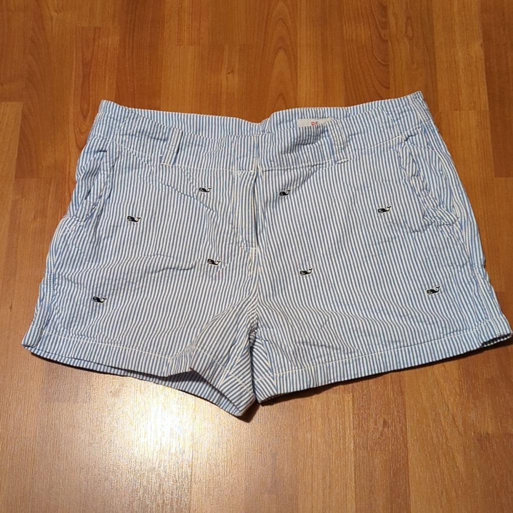 Vineyard Vines women's shorts size 14 whale seersucker pockets beach vacation