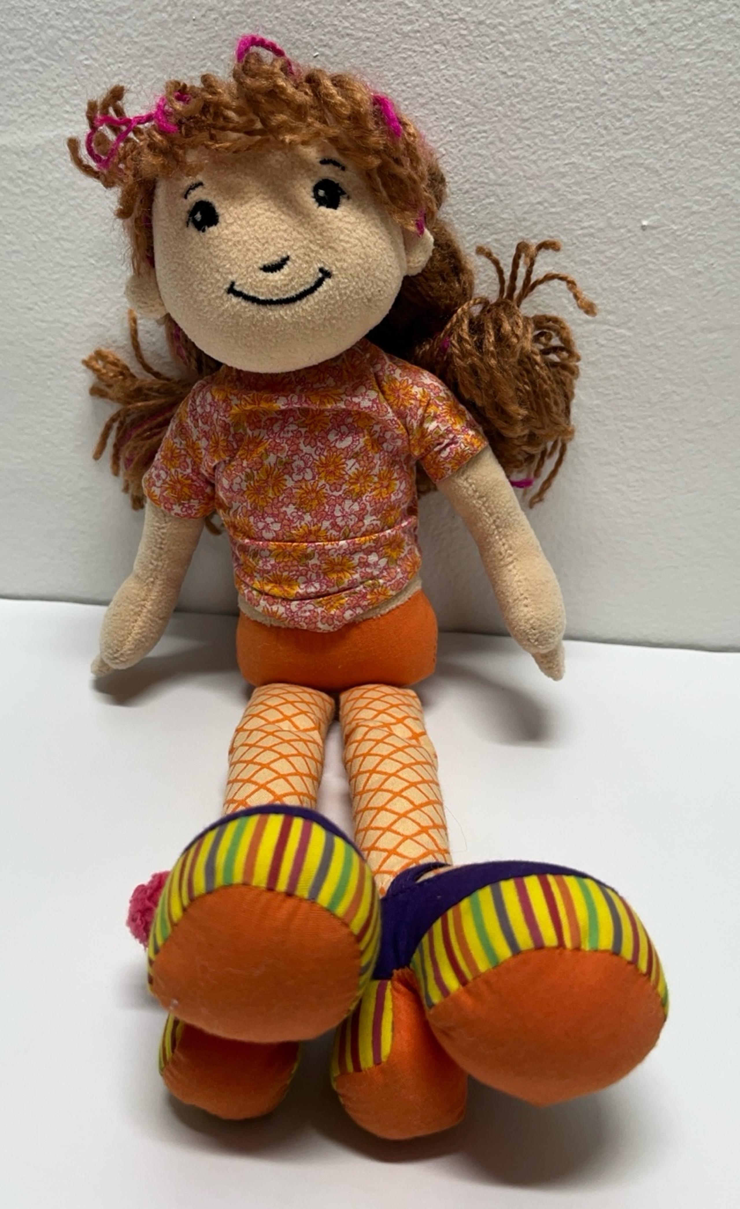 2005 Groovy Girls Brenna plush doll