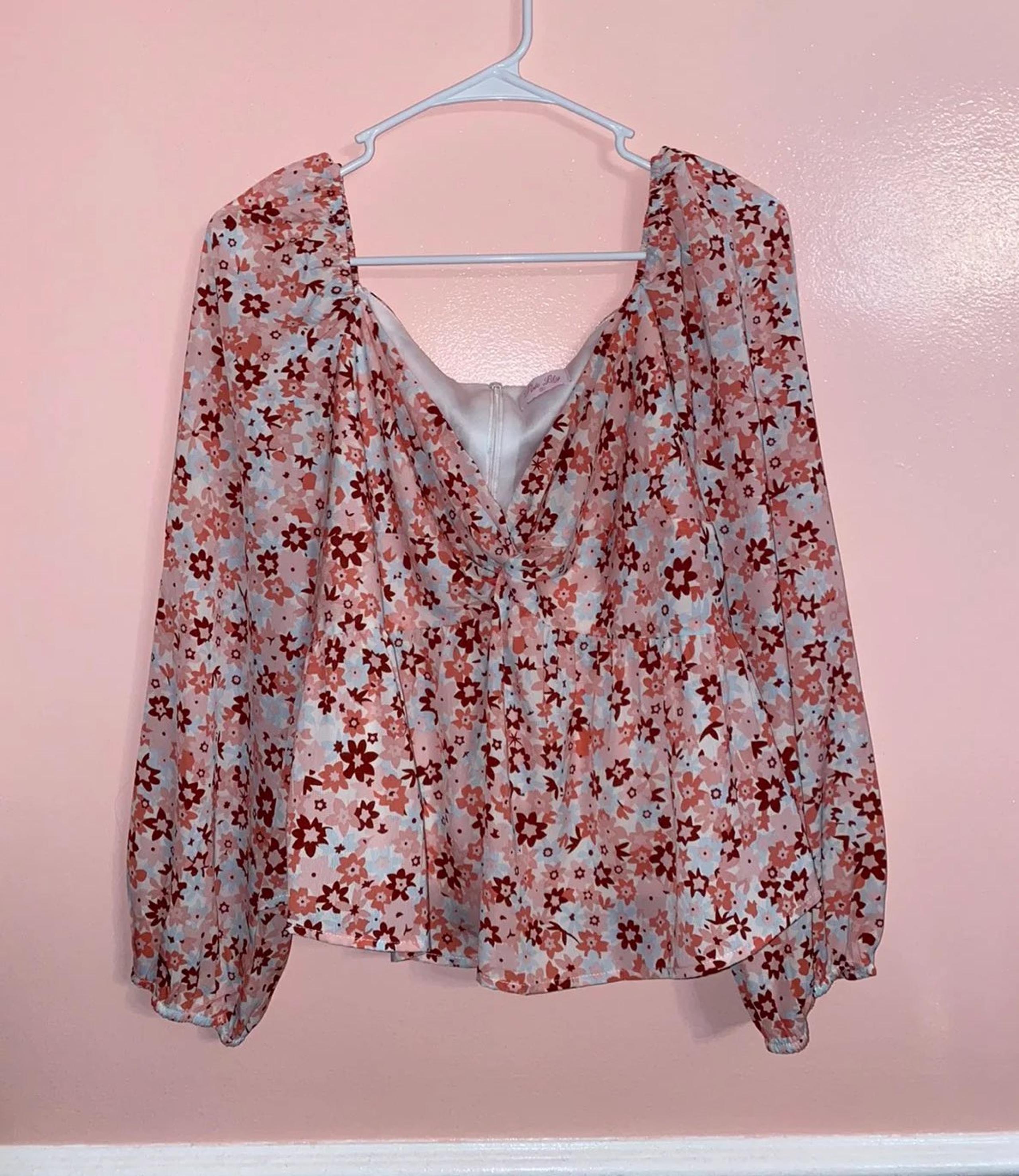 NWOT Pink Lily Floral Blouse Top