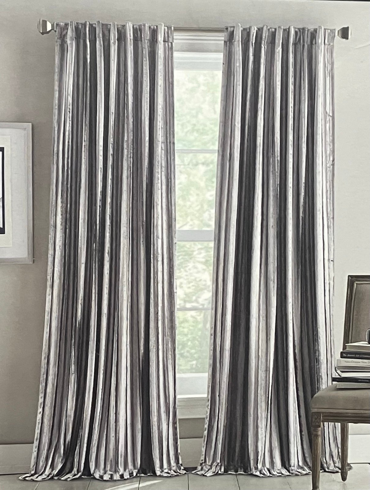DKNY 2 Set Textured SILVER Velvet Design Curtains new