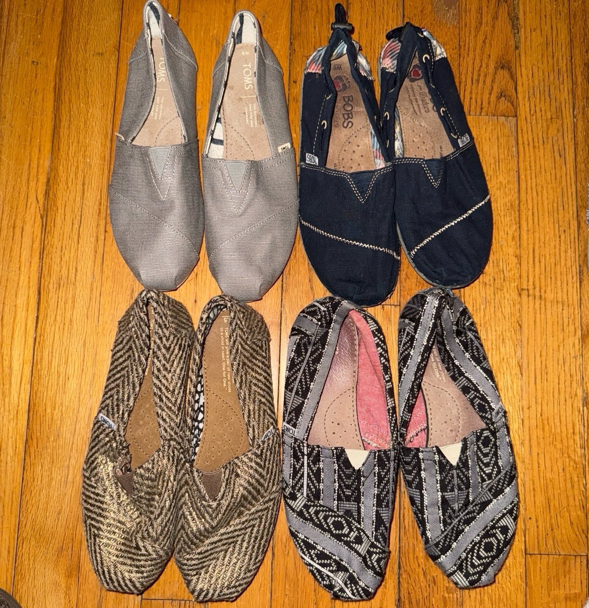 Lot of 4 Pairs of BOBS from SKECHERS & TOMS Shoes Slip-ons Loafers 8 8.5