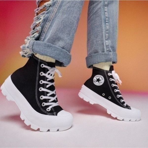 CONVERSE Chuck Taylor All Star Lugged Hi Top Sneakers Black Women's Size 9.5 NEW