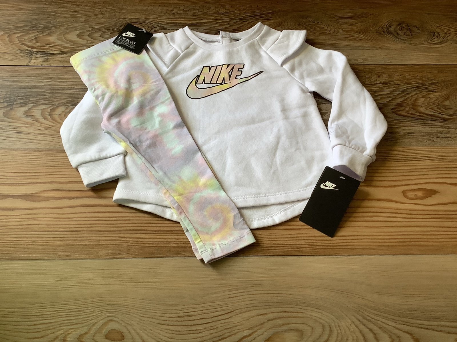 Nike Girls Sweatshirt & leggings set size 24 months(NWT)~PRICE IS FIRM~