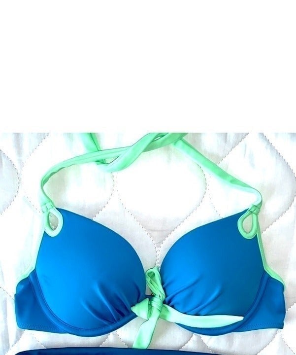 Very Sexy Gorgeous Push-up Swimsuit 34A