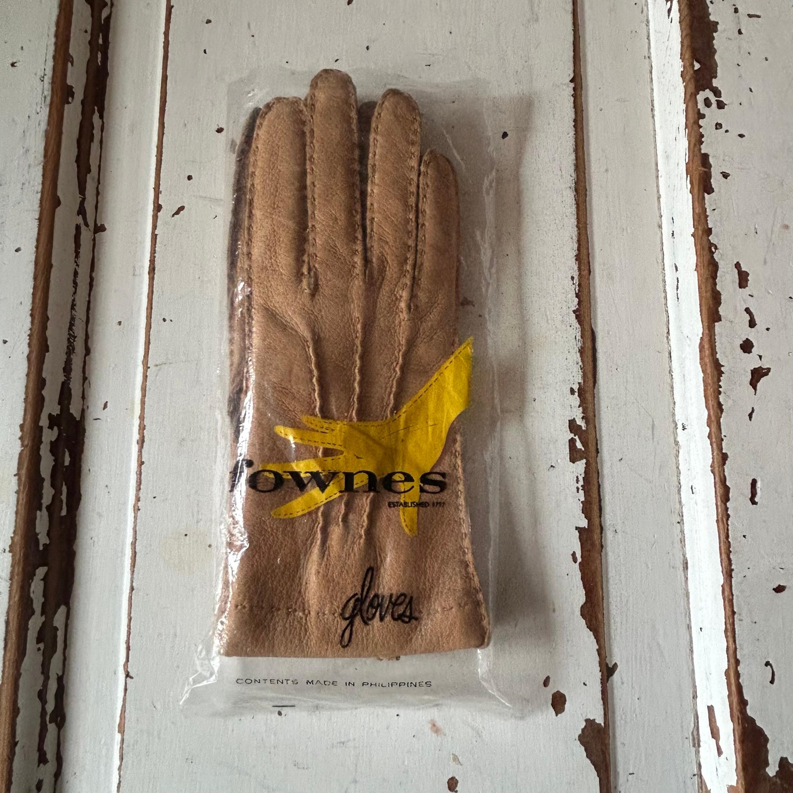 Vintage NOS Fownes Womens Driving Gloves Size 6 1/2 Brown Leather