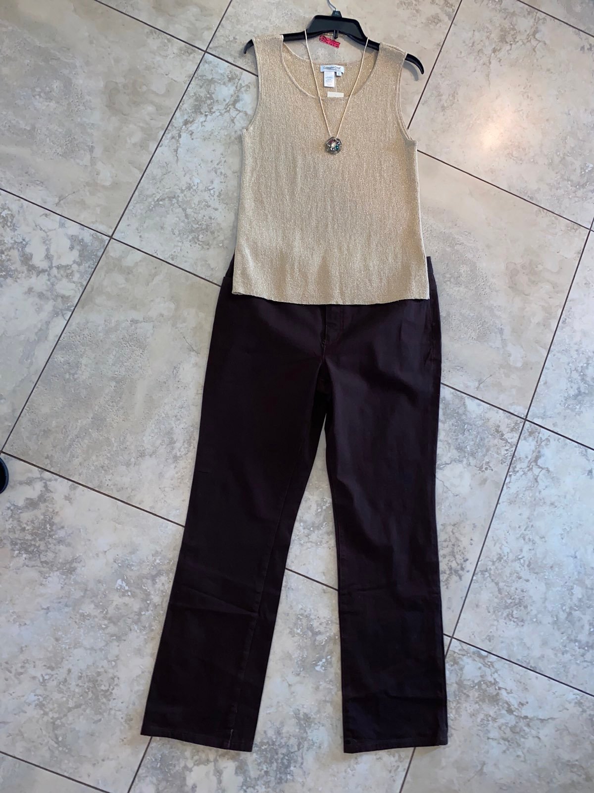 Outfit:New XL Top;14 Pants;New Necklace