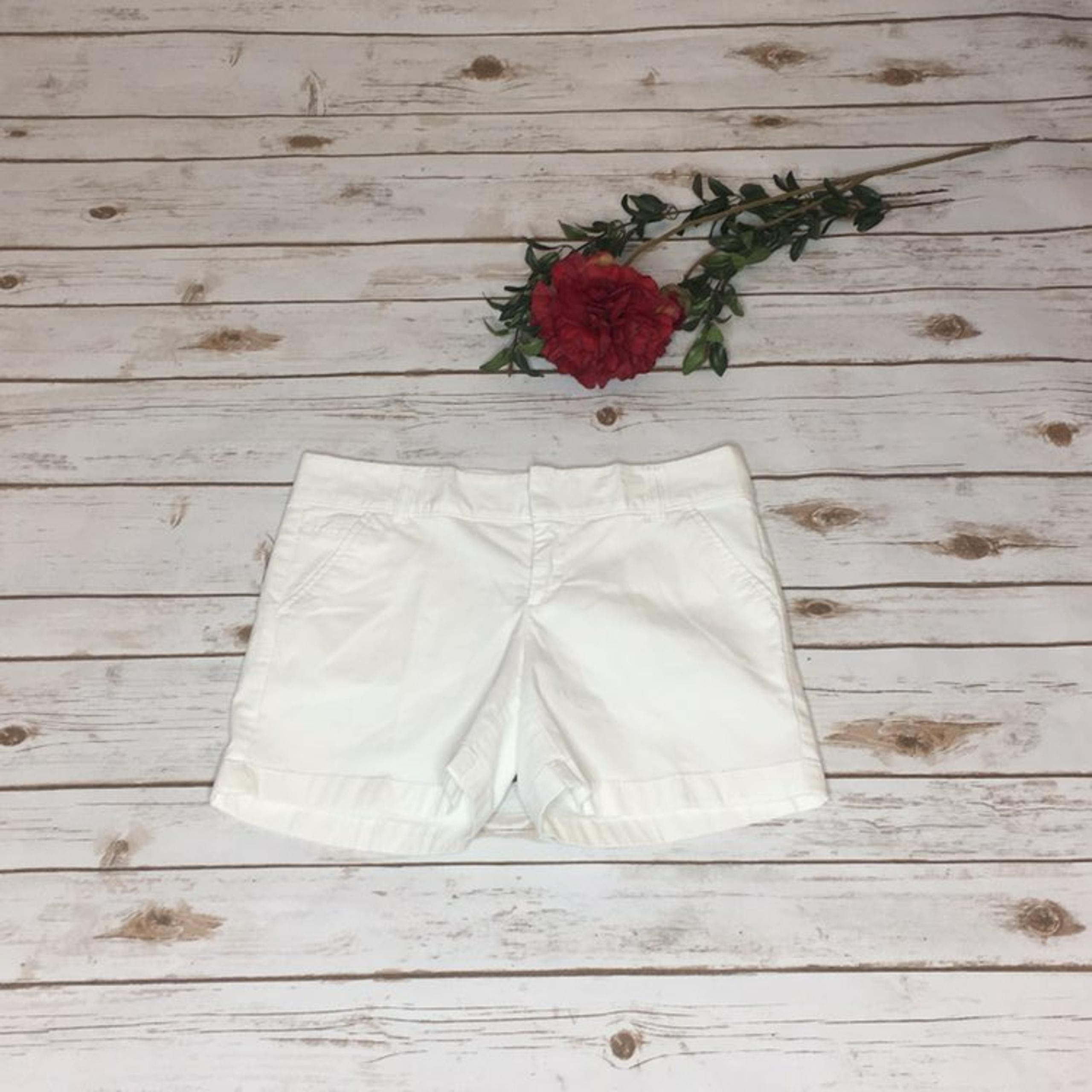 Caslon  Pure White Shorts - Size 2