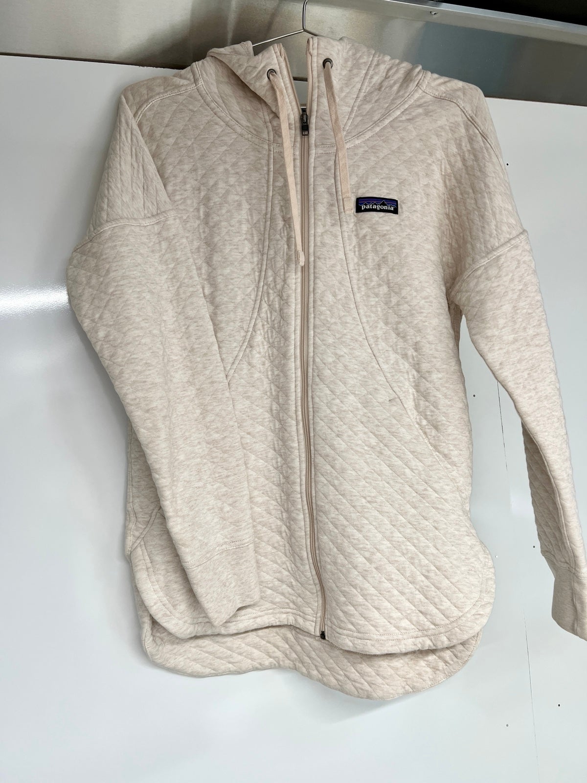 Patagonia women’s Cotten quilt hoodie - XS