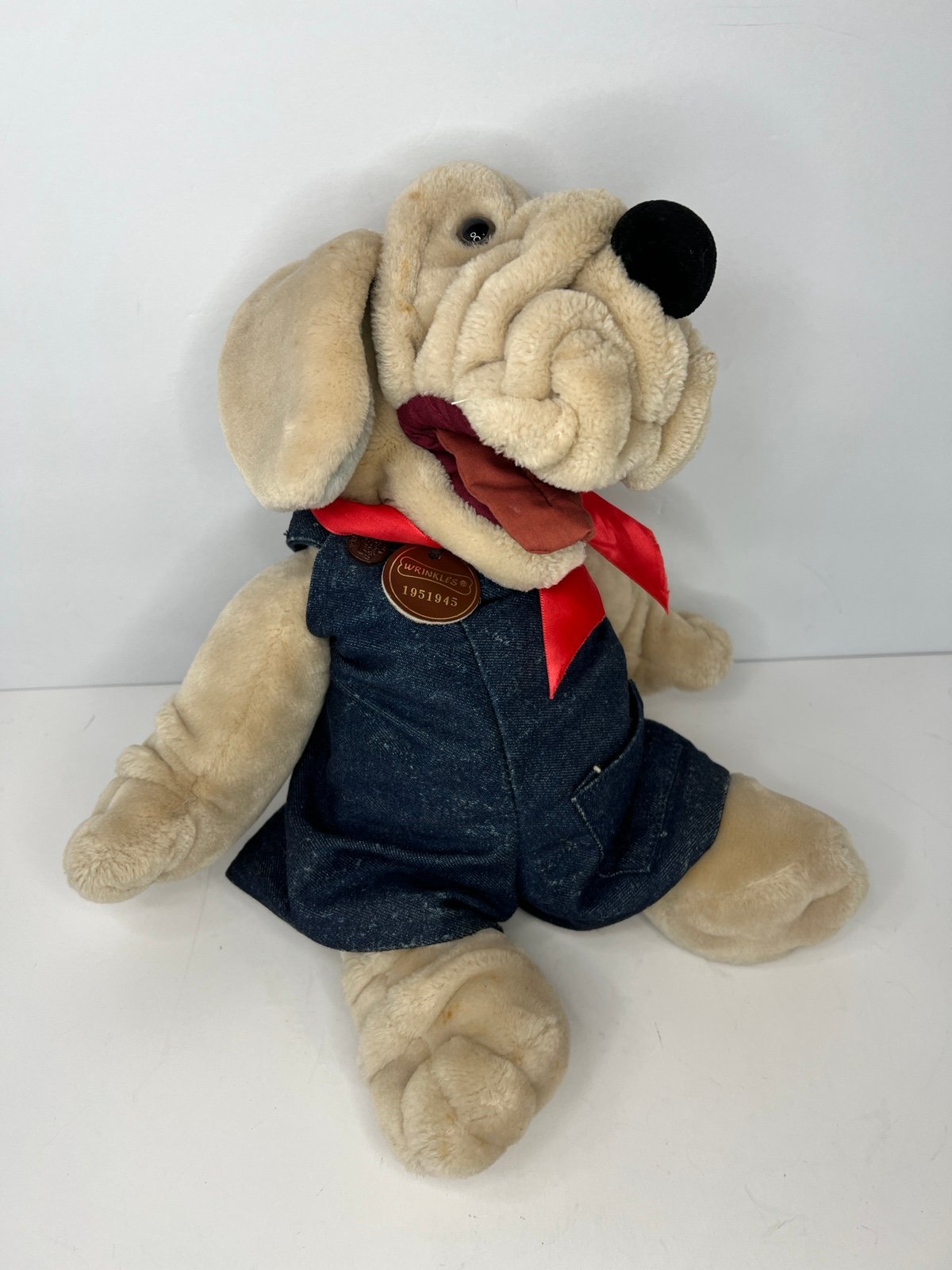 Wrinkles Dog Plush Hand Puppet w/ Overalls Ganzbros Stuffed Animal 1981 VINTAGE