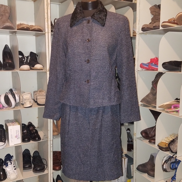 Vintage Gianni Sport black tweed suit skirtset size 12
