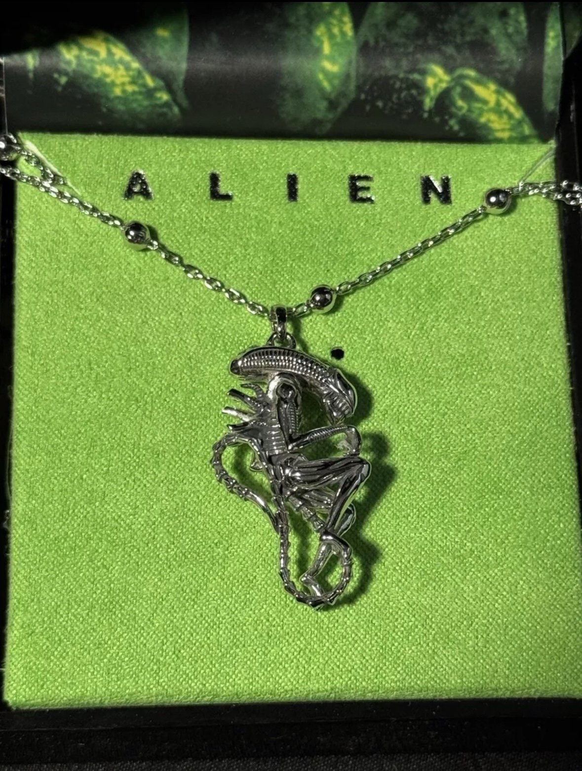 Alien Xenomorph RockLove Chain