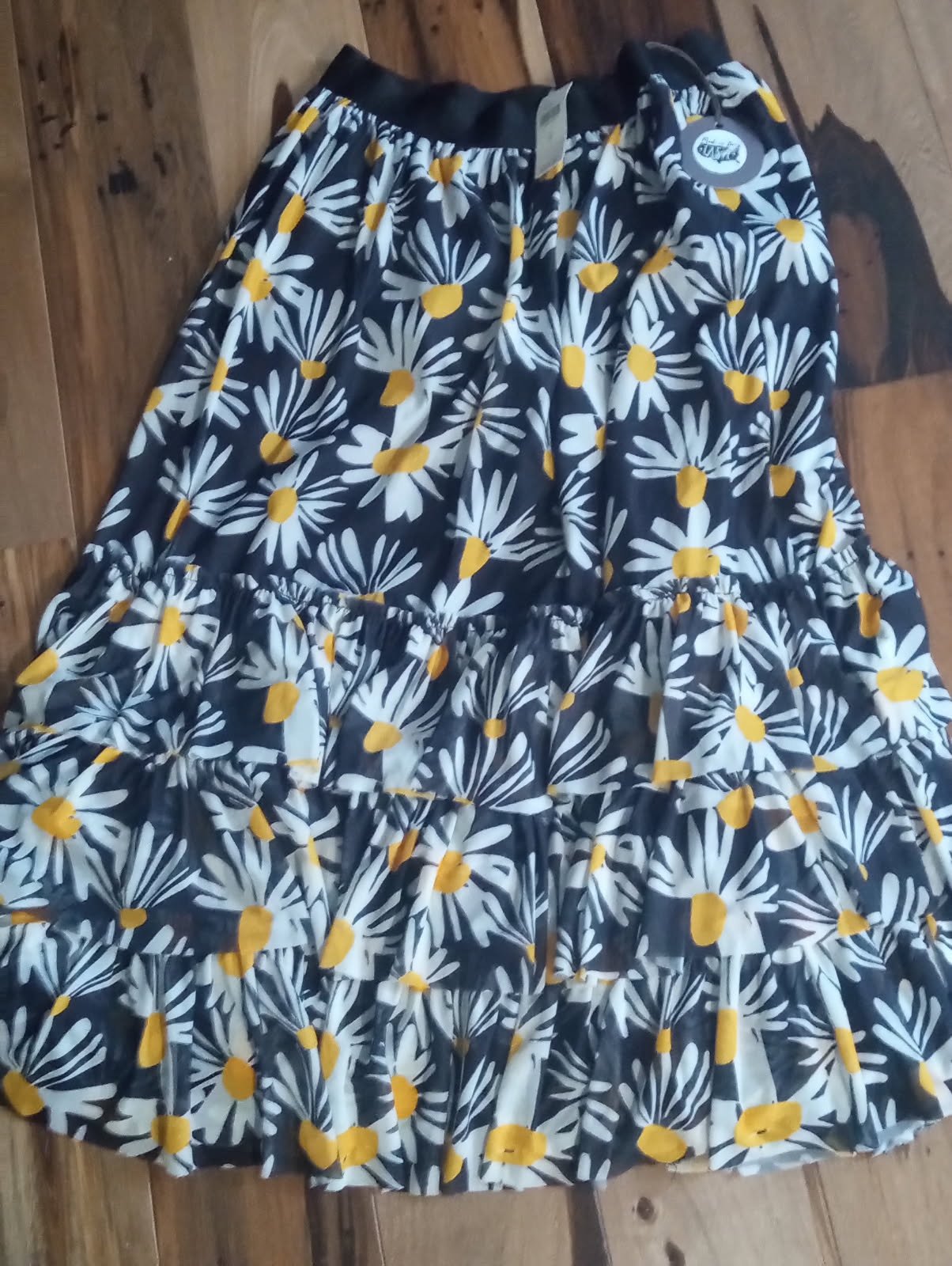 Eva Franco Daisy mid skirt new! From anthropology store