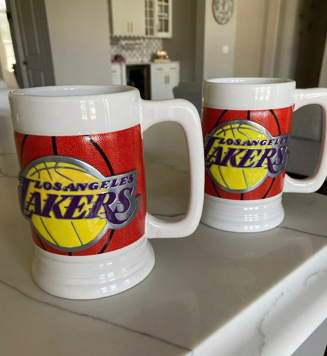 Set of los angeles lakers beer mugs