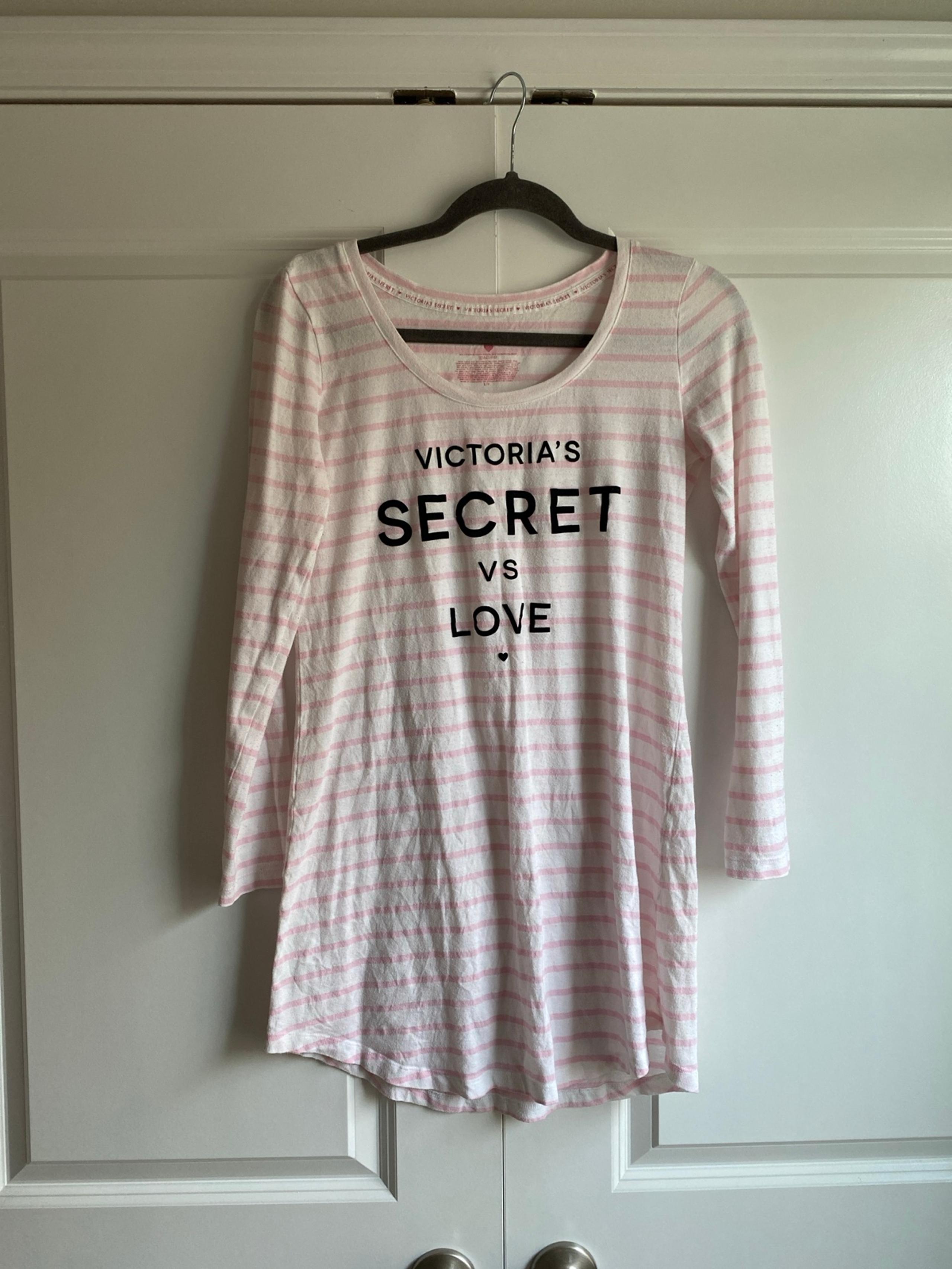 Women’s Victoria’s Secret Sleepshirt S