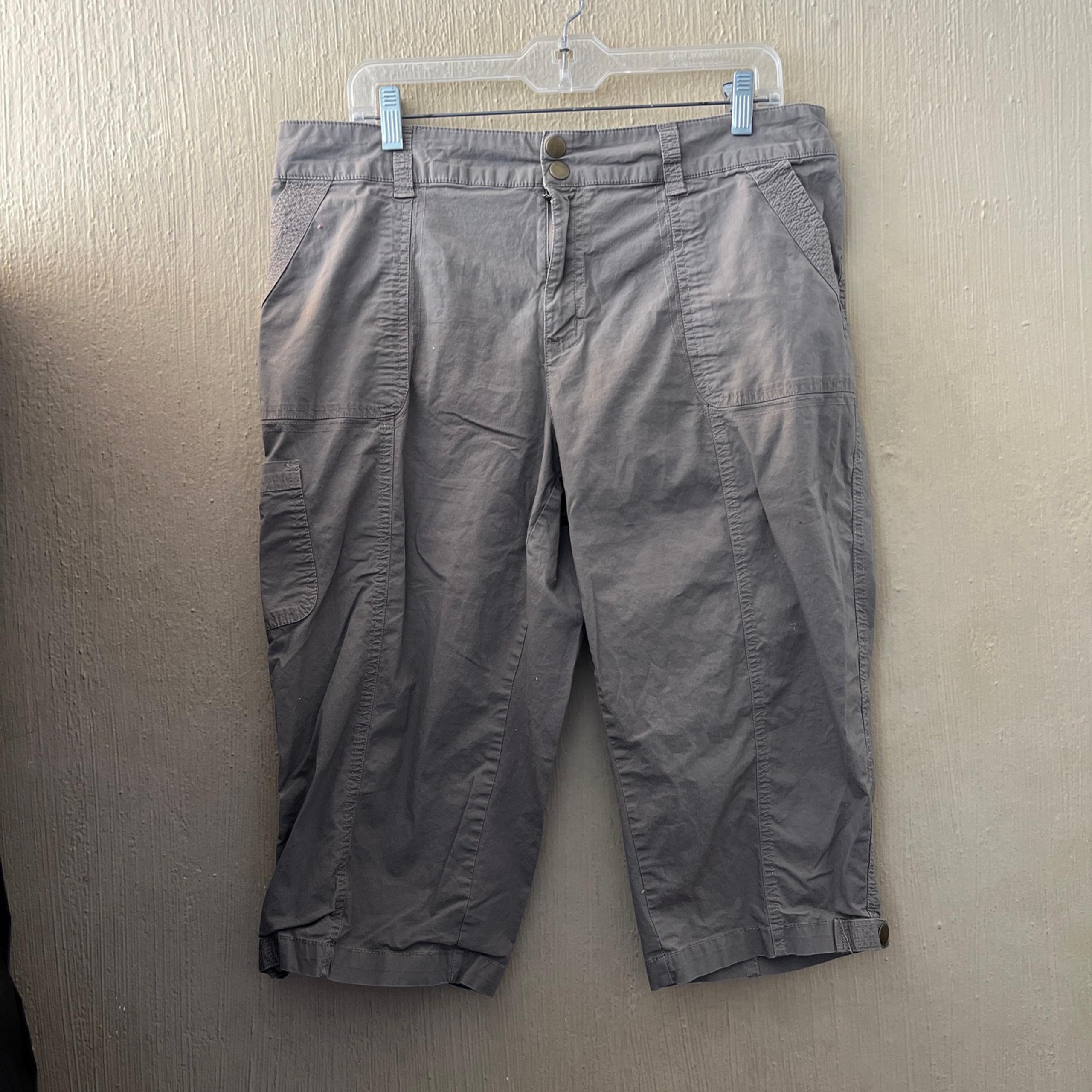 Cato Est 1946 Pants Womens 16W Capri Crop Lightweight Pants Army Green