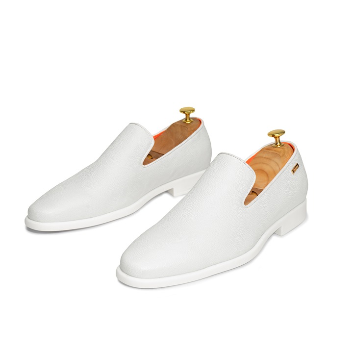 The Alpha L Classic Plain Leather Loafer White