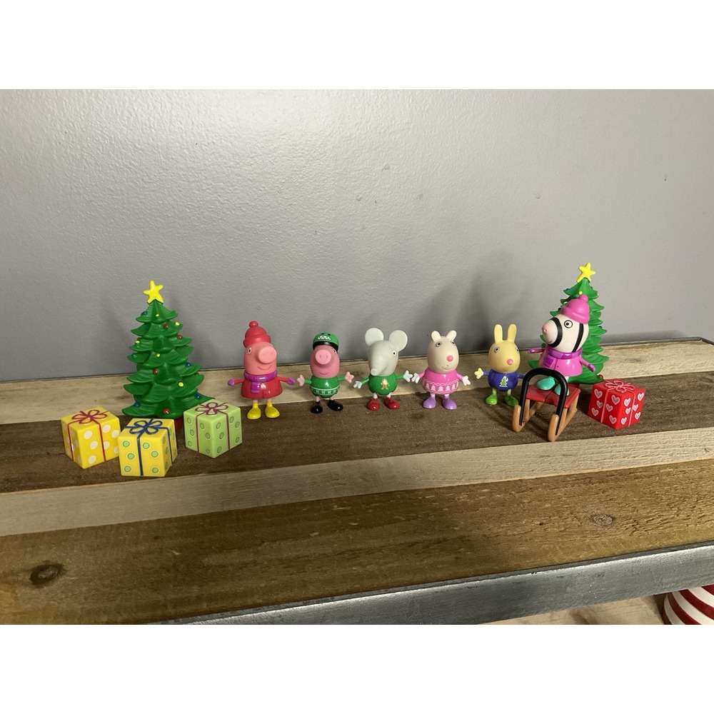 Peppa Pig Christmas Tree Winter Sled Accessories Figures Friends Playset Lot