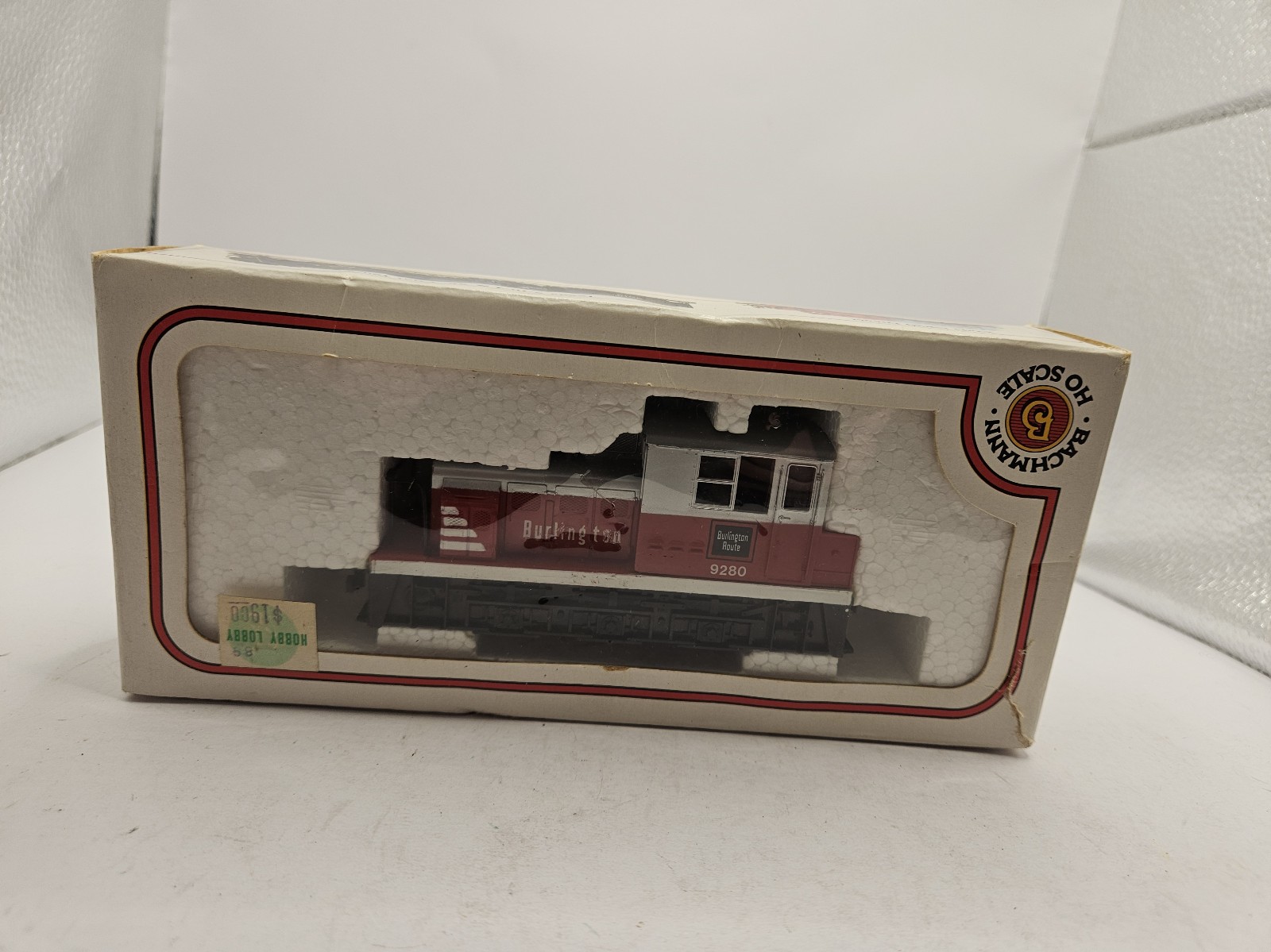 Bachmann HO 41-600-16 Diesel 0-6-0 Plymouth Switcher Loco 9280 Burlington Used.
